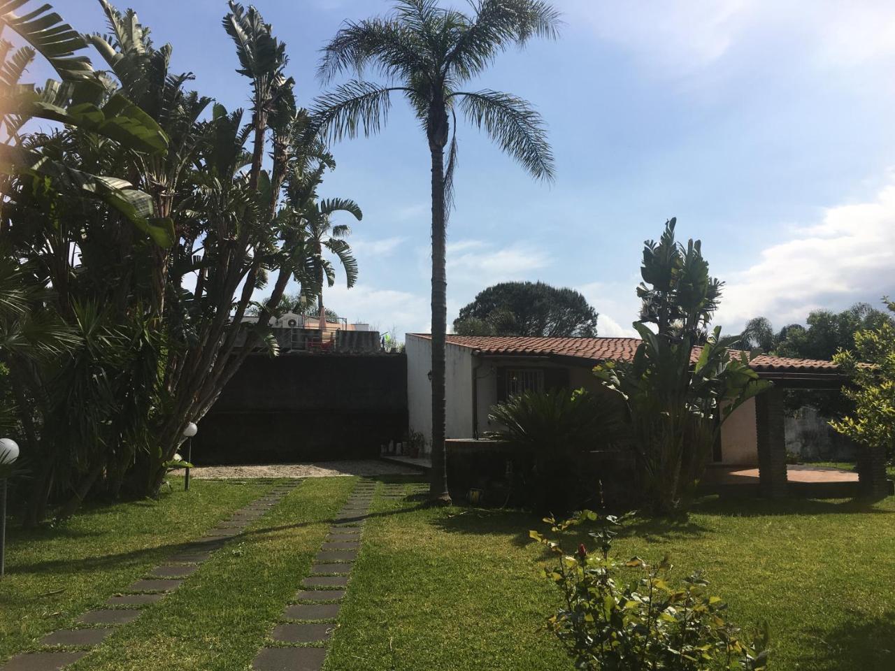 Villa Andrea Fondachello  Bagian luar foto